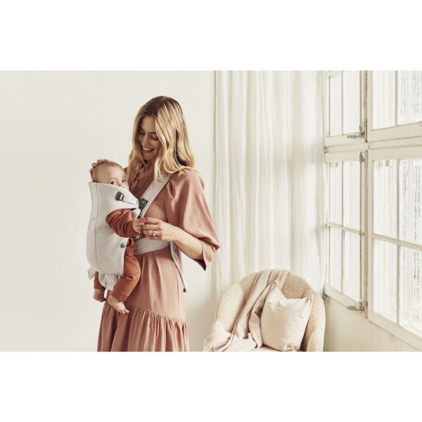 porte-bebe-mini-jersey-3dbeige-clair-babybjorn_I Porte bébé Mini jersey 3D Beige clair