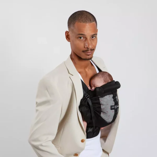 Porte-bébé PhysioCarrier 2 BLACK - Fenêtre d'aération 0-36m