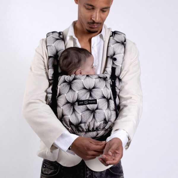 porte-bebe-physiocarrier-2-black-orchid (4) Porte-bébé PhysioCarrier 2 BLACK ORCHID - Fenêtre d'aération 0-36m