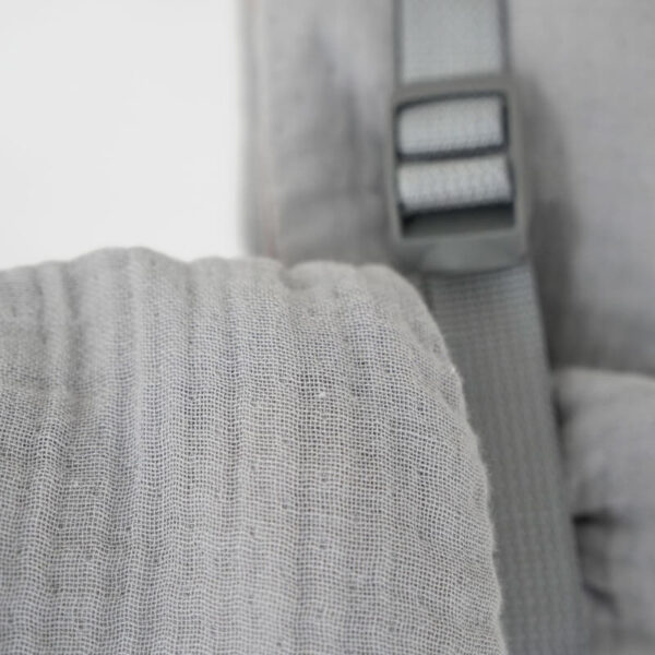 Porte-bébé PhysioCarrier 2 Grey (gaze de coton) - Fenêtre d'aération 0-36m