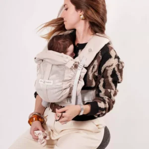 porte-bebe-physiocarrier-2-or-blanc Porte-bébé PhysioCarrier 2 coloris Or Blanc - Fenêtre d'aération 0-36m